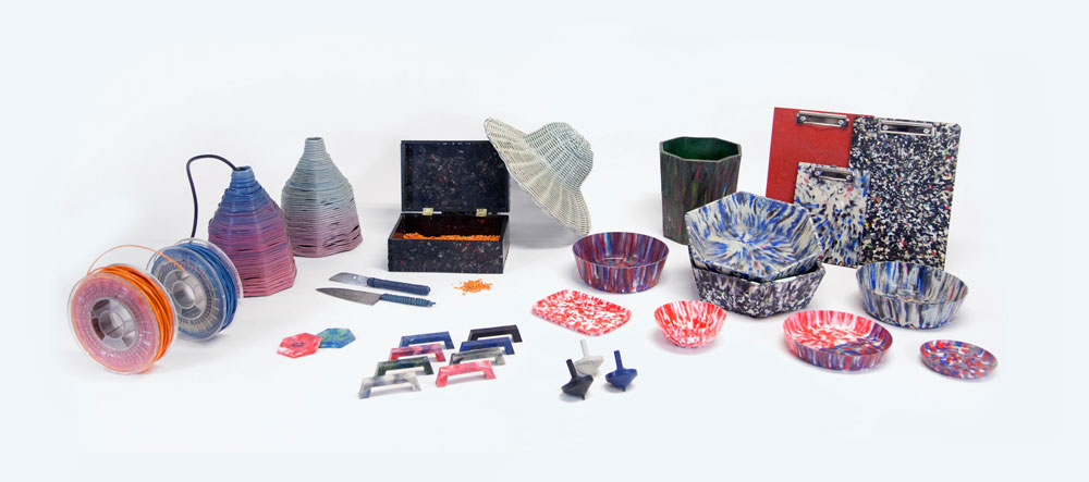 Precious Plastic. Productos que se fabrican con las máquinas recicladoras.